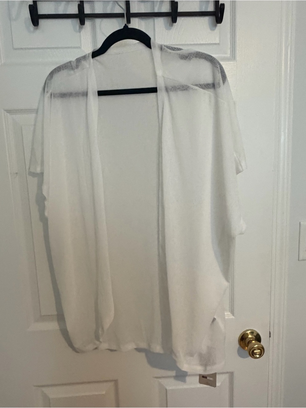 Women's Open-Front White Lightweight Cardigan Sweater - Picture 5 of 8
